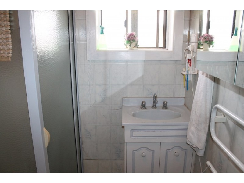 16 Bowman Street, Millicent SA 5280