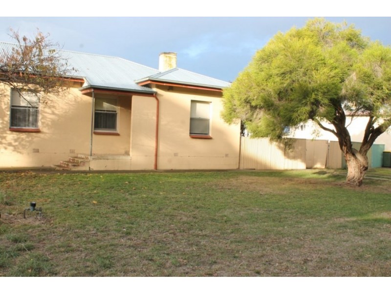 3 Mcmorron Street, Millicent SA 5280