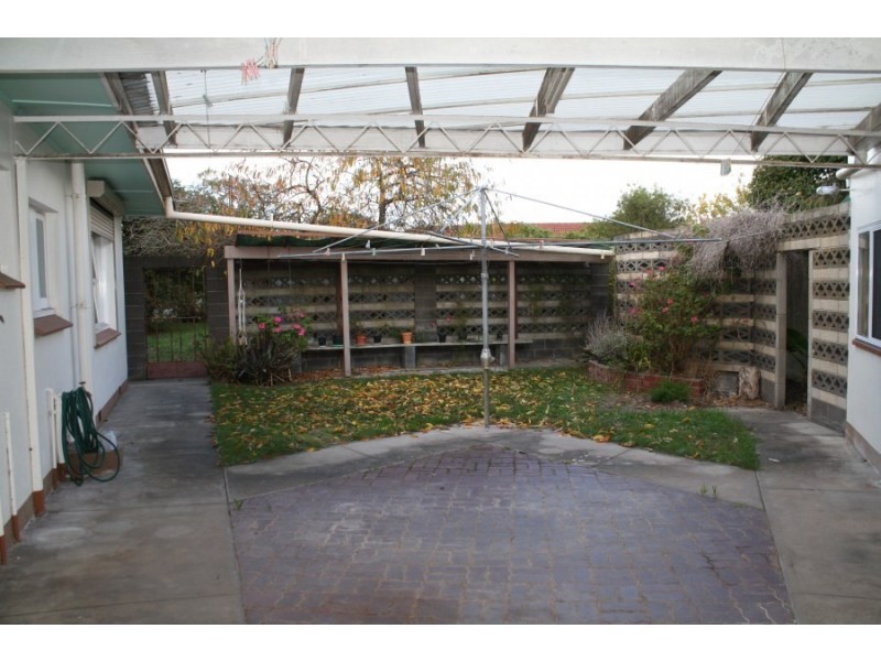 16 Cassells Street, Millicent SA 5280