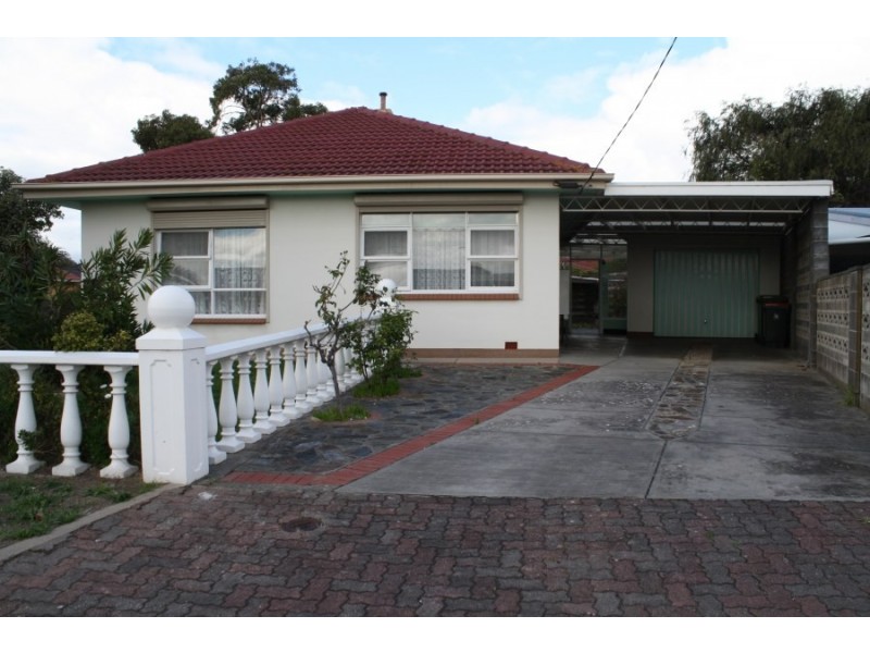 16 Cassells Street, Millicent SA 5280