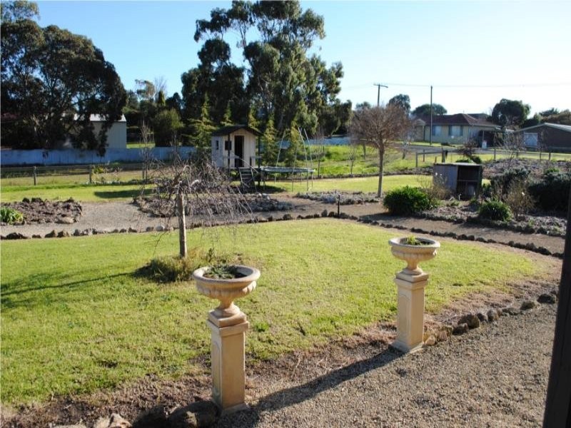 33 Grosser Street, Millicent SA 5280