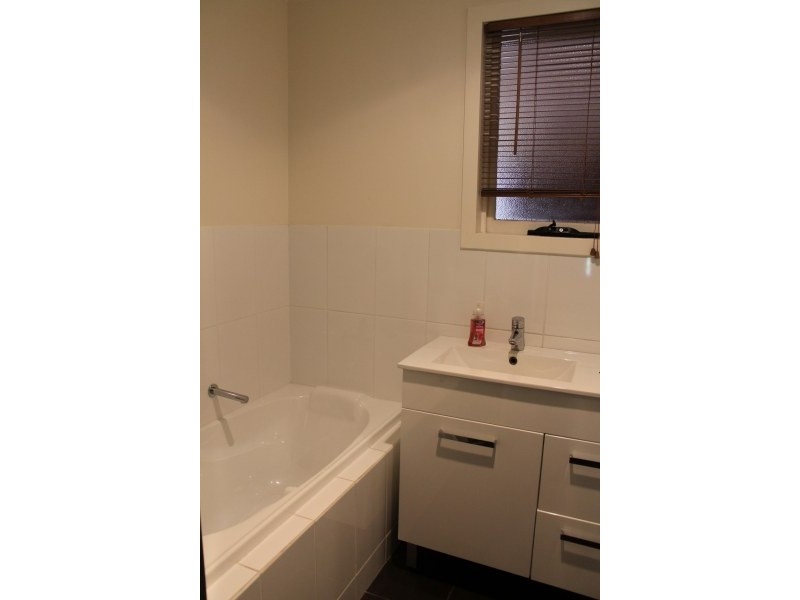 18 Poole Street, Millicent SA 5280