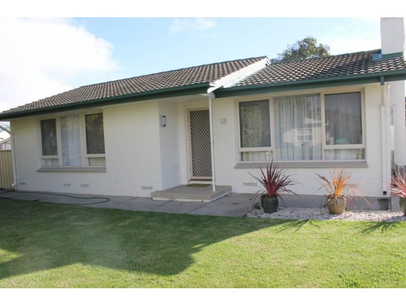 18 Poole Street, Millicent SA 5280