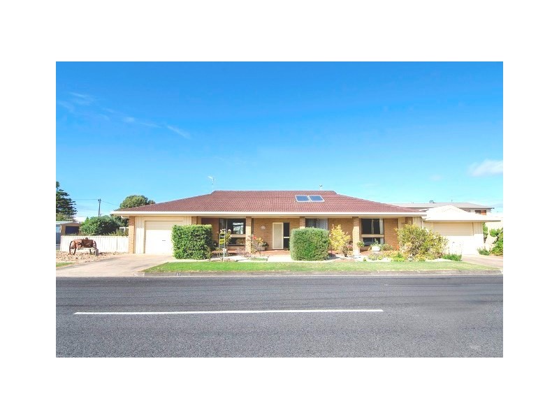 97 Meylin Street, Port Macdonnell SA 5291