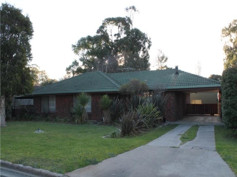 17 Campbell Street, Millicent SA 5280