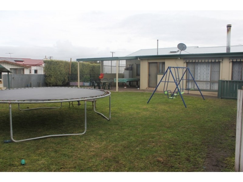 15 Millhouse Street, Millicent SA 5280