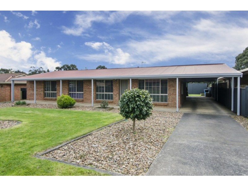 27 Carmel Drive, Mount Gambier SA 5290