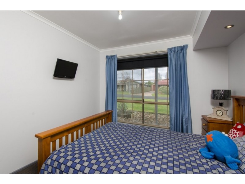 27 Carmel Drive, Mount Gambier SA 5290