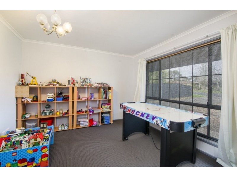 27 Carmel Drive, Mount Gambier SA 5290