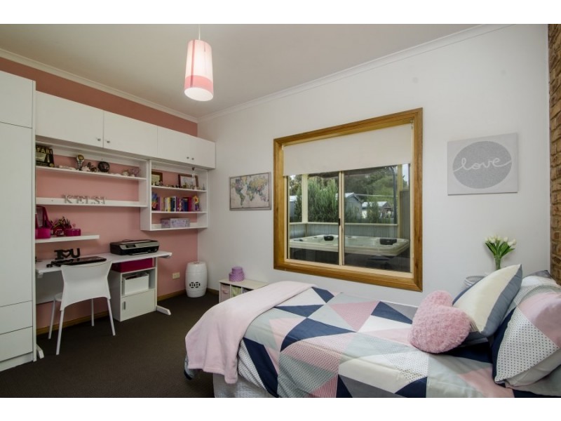 8 Stratford Street, Millicent SA 5280