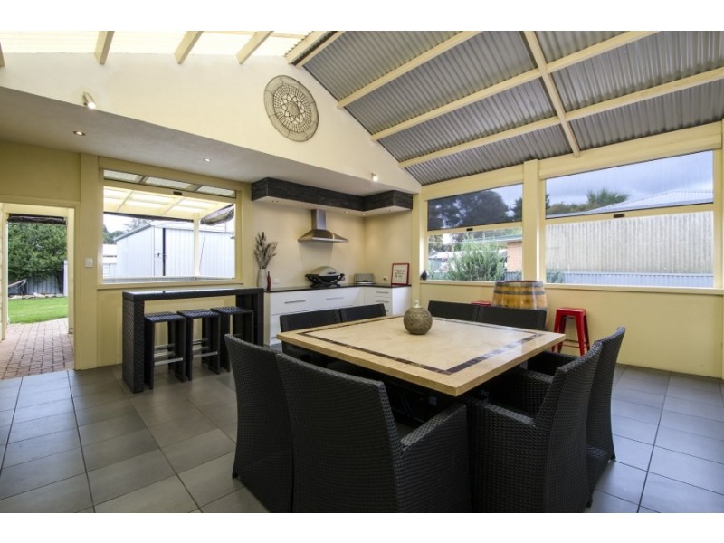 8 Stratford Street, Millicent SA 5280