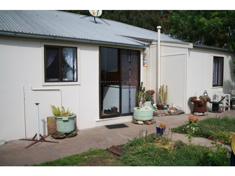 6 Whitehead Street, Millicent SA 5280