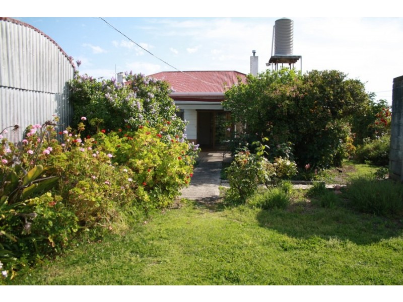 15 Seebohm Street, Tantanoola SA 5280