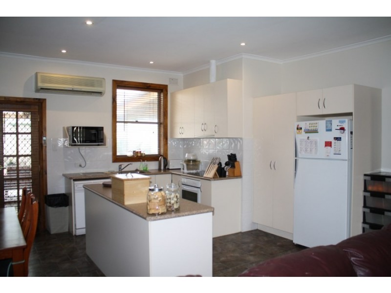 21 Ramsay Street, Millicent SA 5280