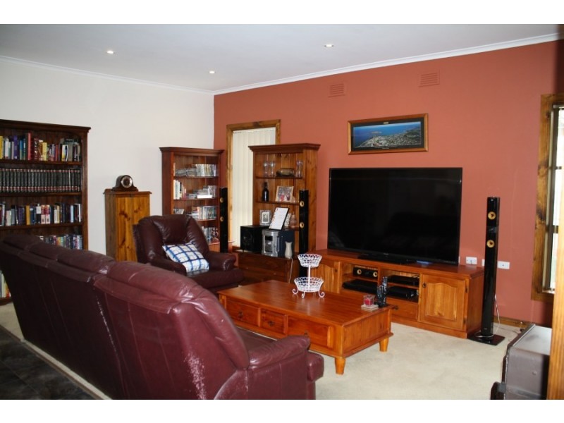 21 Ramsay Street, Millicent SA 5280
