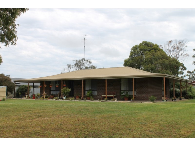 1 Saleyards Road, Allendale East SA 5291