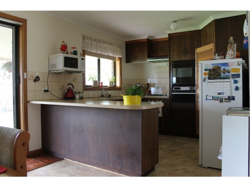1 Saleyards Road, Allendale East SA 5291