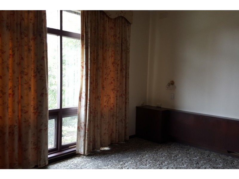 8 Hutchesson Street, Millicent SA 5280