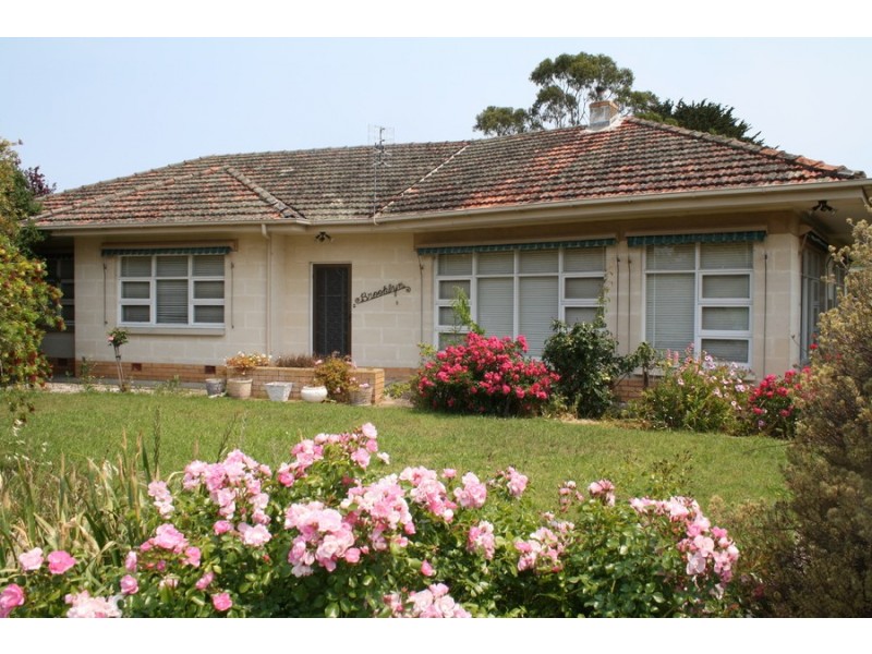 8 Randall Street, Tantanoola SA 5280