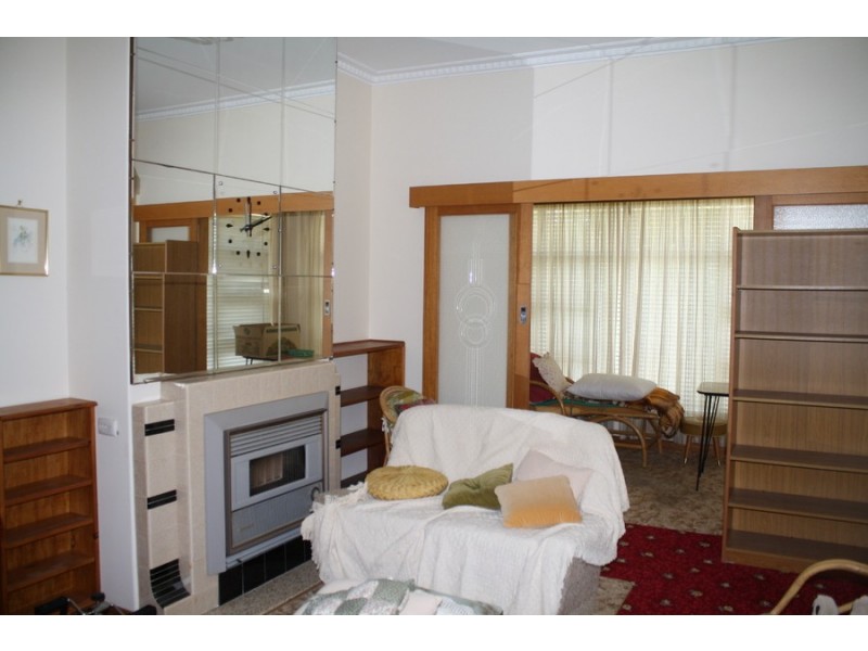 8 Randall Street, Tantanoola SA 5280