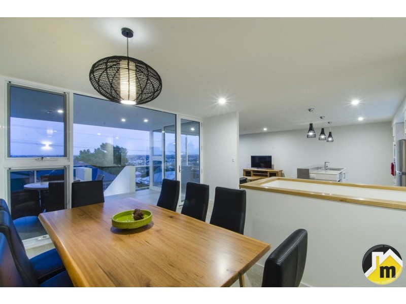 37 Lake Terrace West, Mount Gambier SA 5290