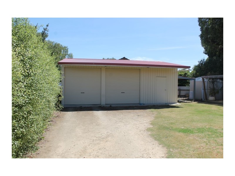 4 Watts Avenue, Millicent SA 5280