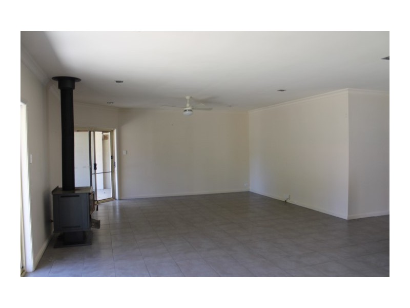4 Watts Avenue, Millicent SA 5280