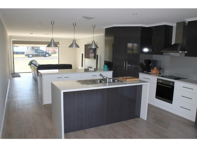 4A Tenth Street, Millicent SA 5280