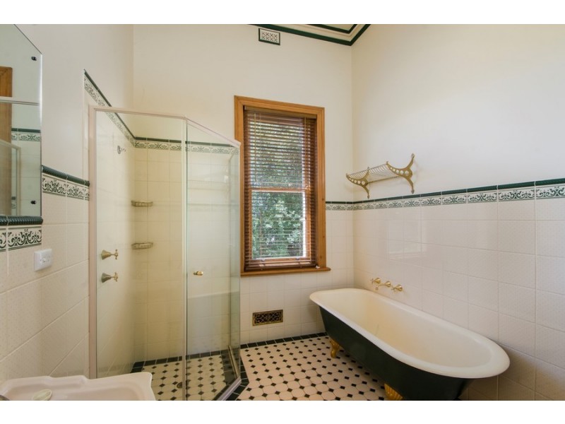 8 Wyatt Street, Mount Gambier SA 5290