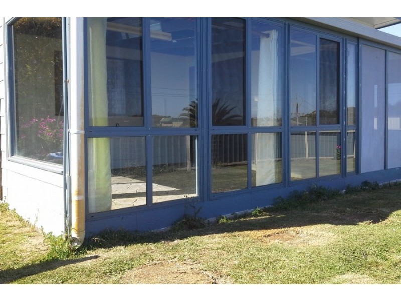 17 Cape Buffon Drive, Southend SA 5280