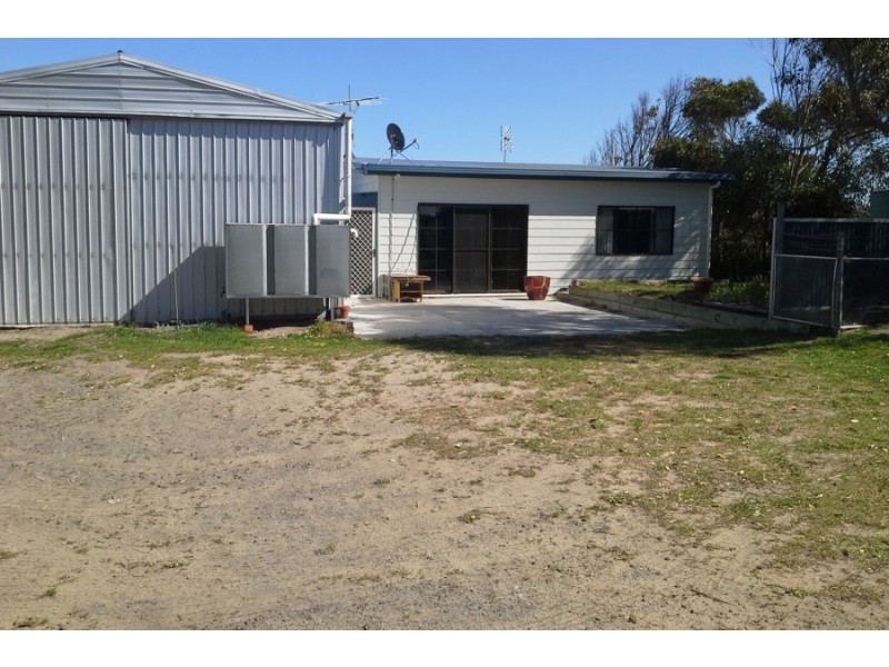 17 Cape Buffon Drive, Southend SA 5280