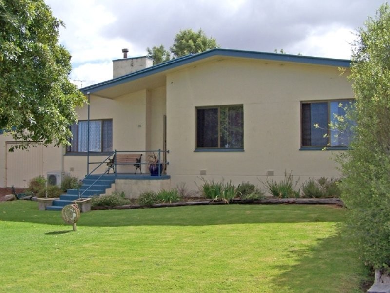 15 Olive Street, Millicent SA 5280