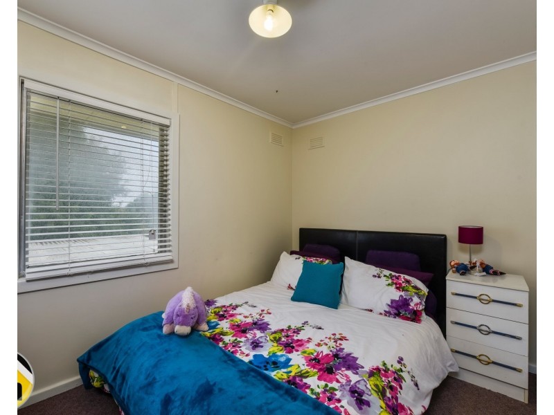 8 Holloway Crescent, Mount Gambier SA 5290