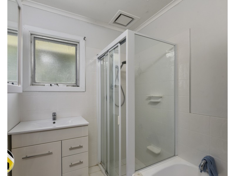 8 Holloway Crescent, Mount Gambier SA 5290