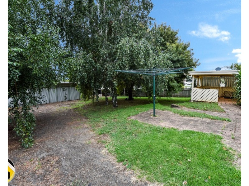 8 Holloway Crescent, Mount Gambier SA 5290