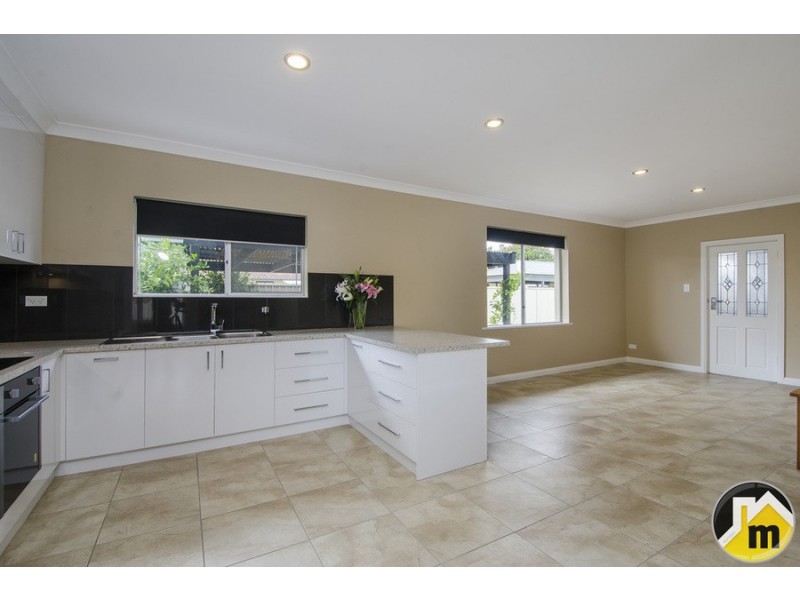 27 Derrington Street, Mount Gambier SA 5290