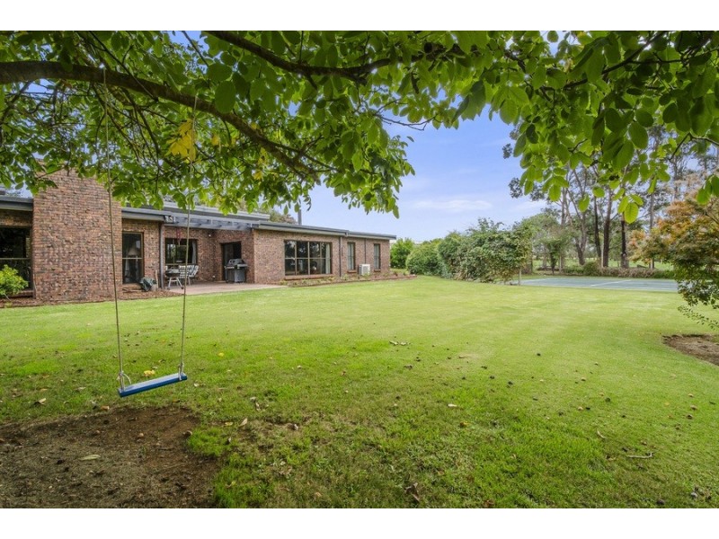 10 Vivienne Avenue, Mount Gambier SA 5290