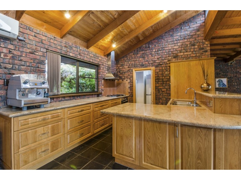 10 Vivienne Avenue, Mount Gambier SA 5290