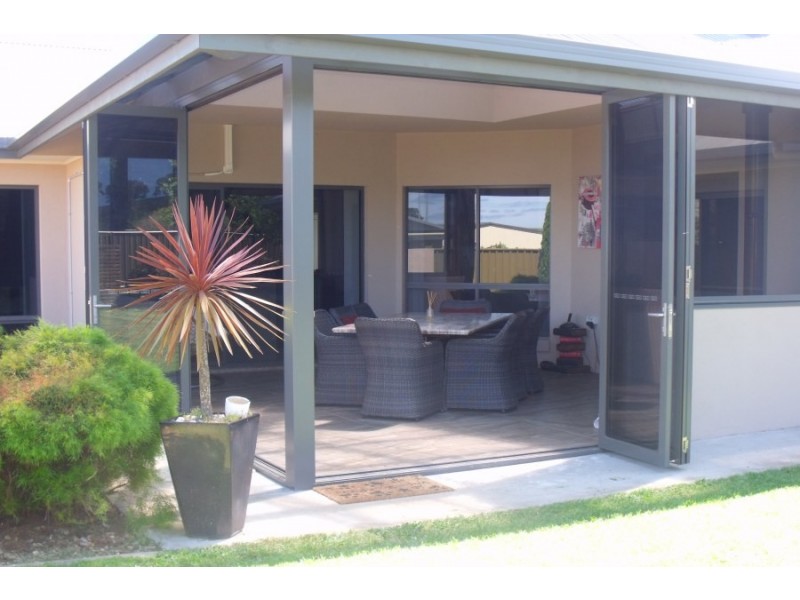 8 Oakridge Crescent, Mount Gambier SA 5290