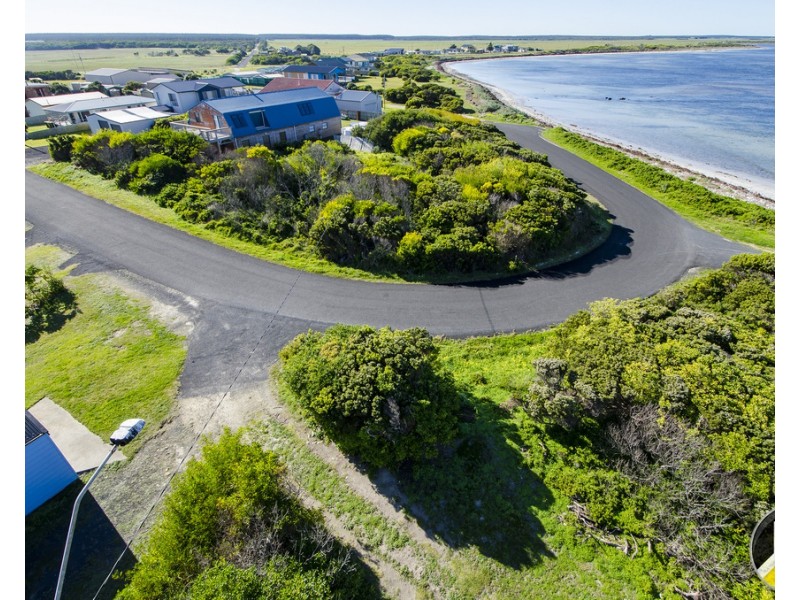 36 Newton Road, Pelican Point SA 5291