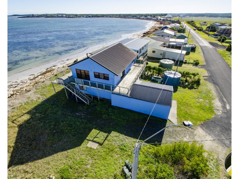 36 Newton Road, Pelican Point SA 5291