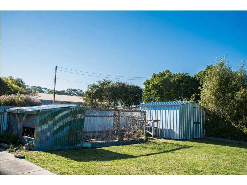 12 North Terrace, Tantanoola SA 5280