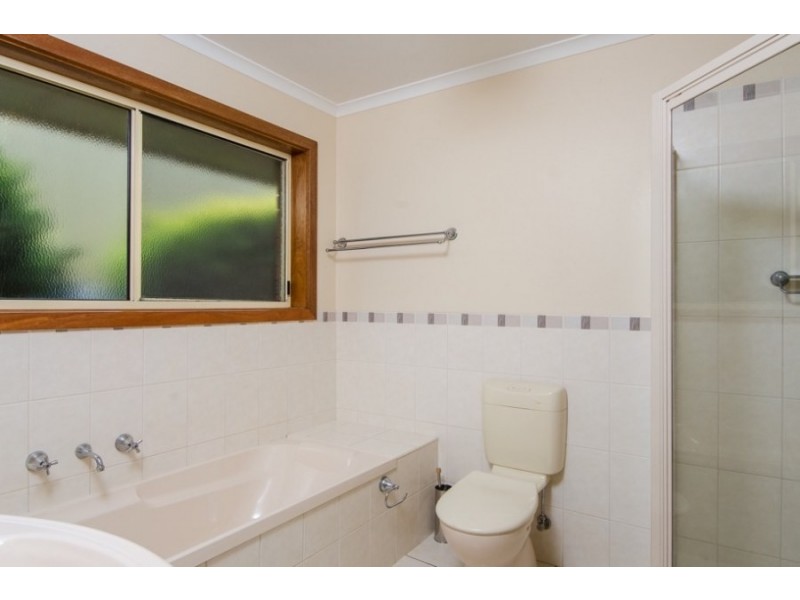 6 Friendswood Place, Mount Gambier SA 5290