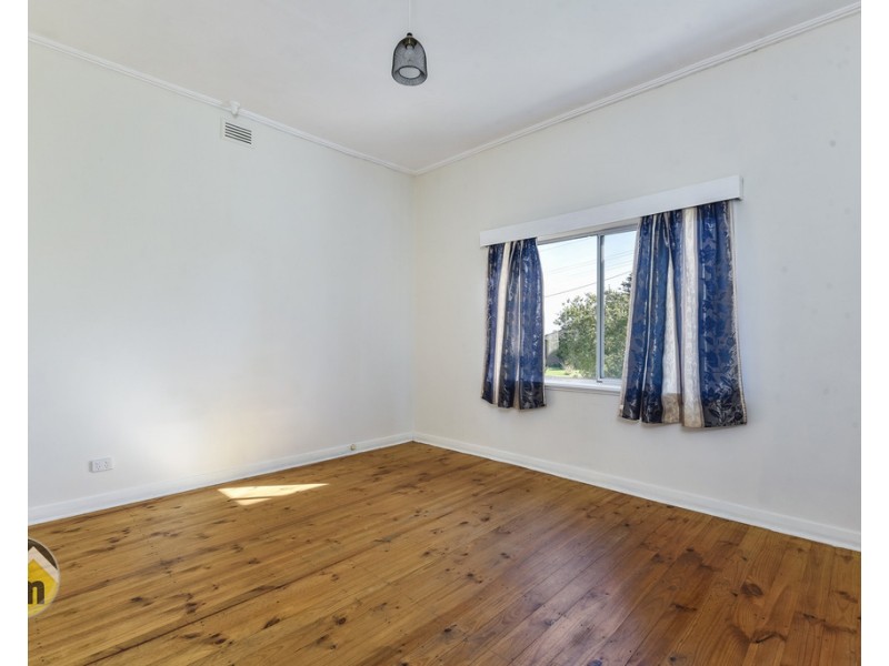 18 Elizabeth Street, Millicent SA 5280