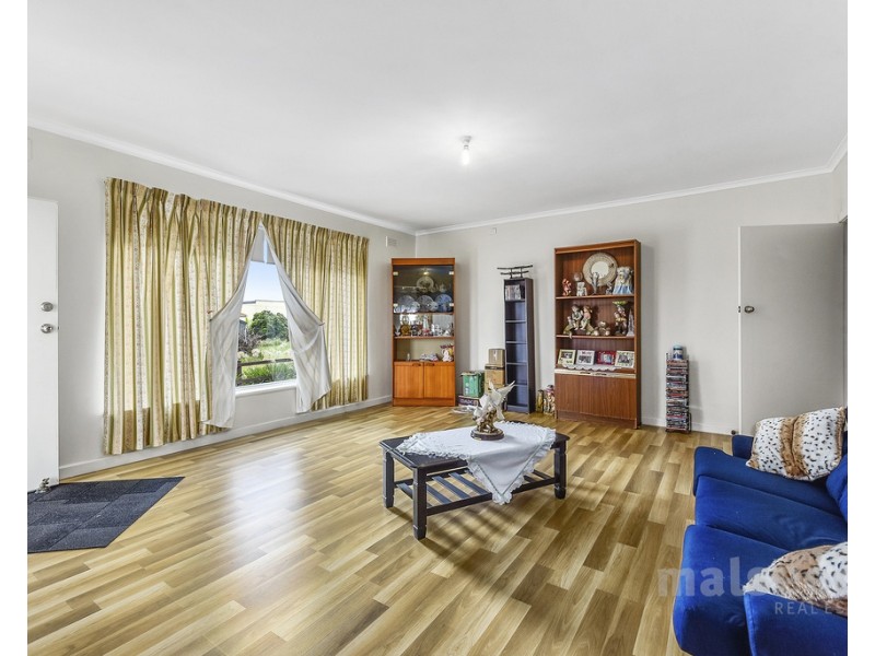 1-2/12 Cassells Street, Millicent SA 5280