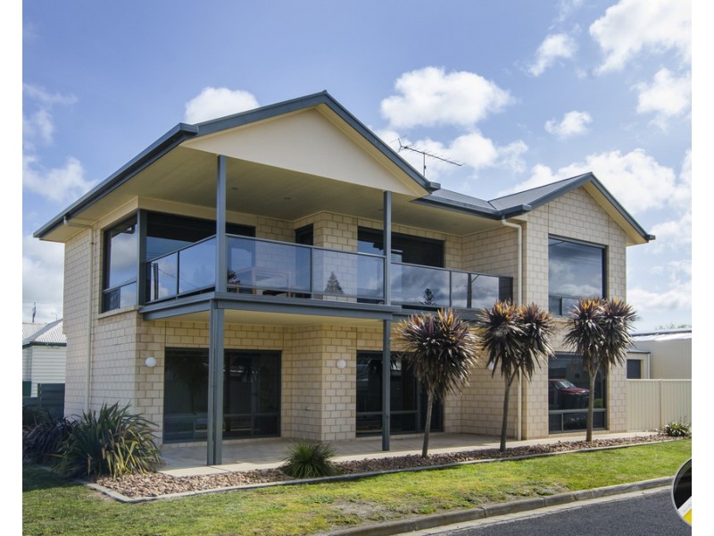 52 Milstead Street, Port Macdonnell SA 5291