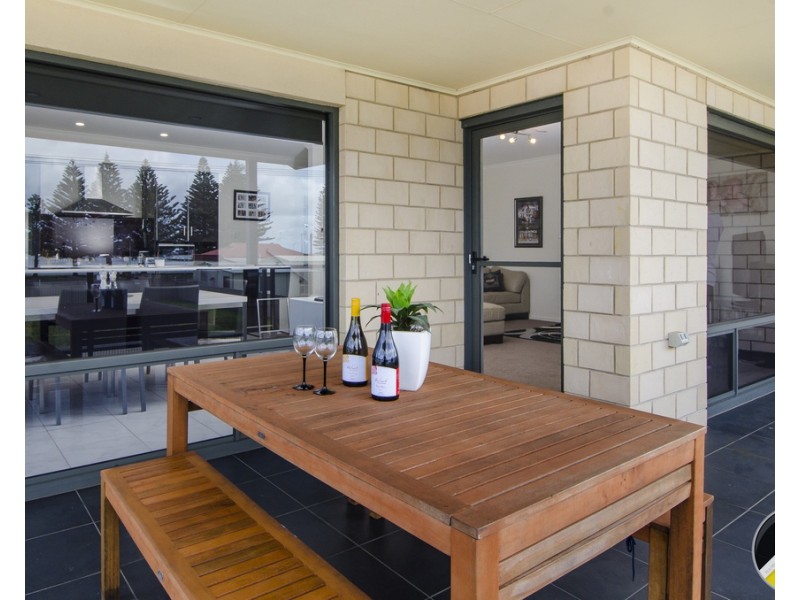 52 Milstead Street, Port Macdonnell SA 5291
