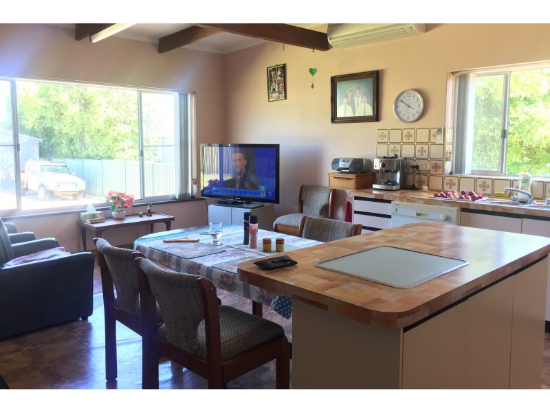 13 Short Street, Millicent SA 5280