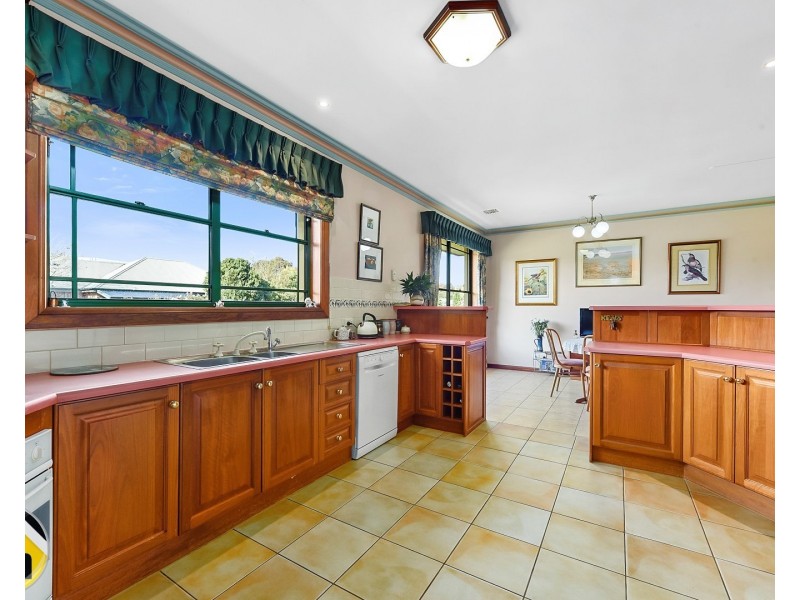 8 Westlands Court, Mount Gambier SA 5290