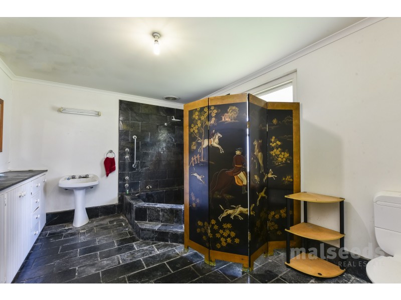 77 Johnston Road, Moorak SA 5291